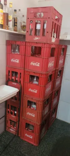 Caixas de plástico