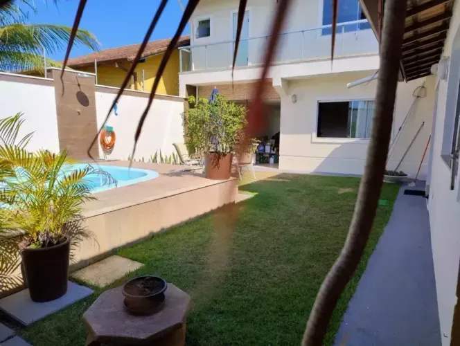 Casa com 274m², 3 quartos, 3 suítes, 2 vagas, em Interlagos à Venda. YM47