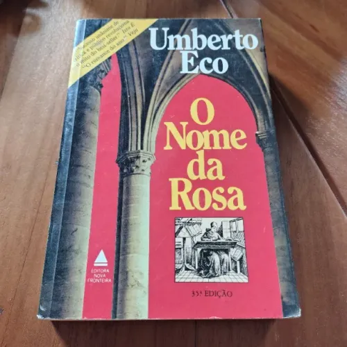Livro O Nome da Rosa  - Umberto Eco