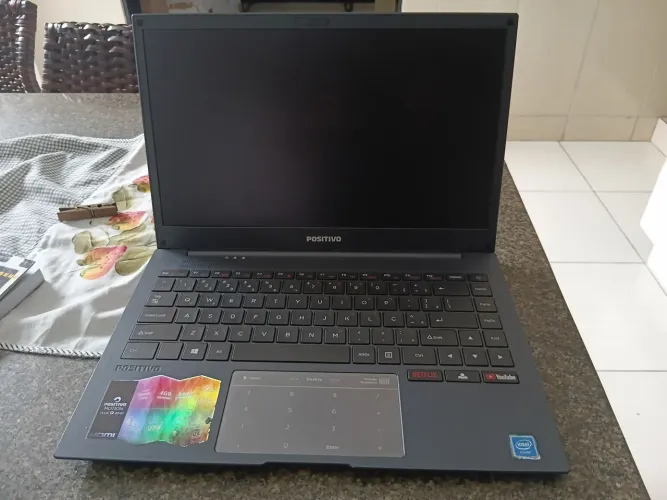Notebook Positivo Motion Plus Q464B Intel - Quad Core 4GB eMMC 64GB + 64GB Nuvem 14