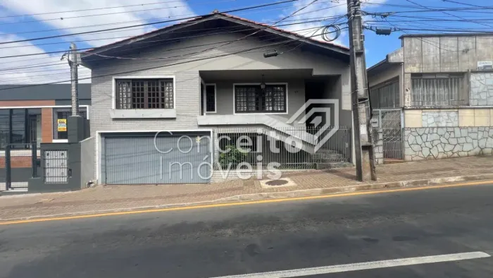 Imóvel Comercial E/ou Residencial Semimobiliada - Centro