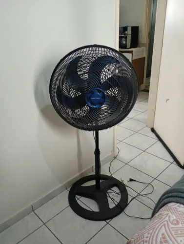 Ventilador de Coluna Ventisol - R$ 210