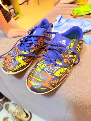chuteira futsal adidas nemeziz messi 19.3 tamanho 31 infantil