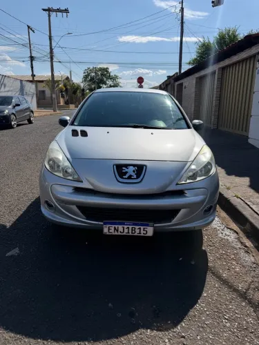 Peugeot 207 Sed. Passion XR Sport 1.4 Flex 8V 4P 2010