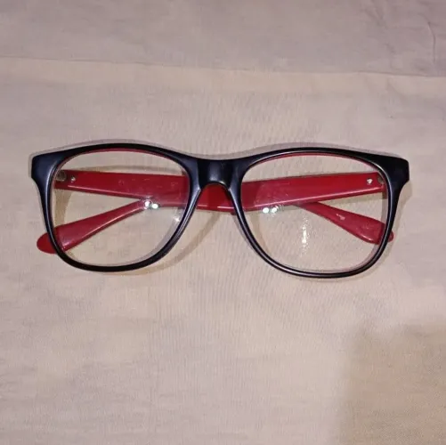 Armação de Óculos Feminino Chilli Beans Original - Acetato Preto e Vermelho