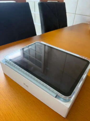 iPad A16 - 128gb - em garantia - NOVÍSSIMO - apenas 4 meses de uso