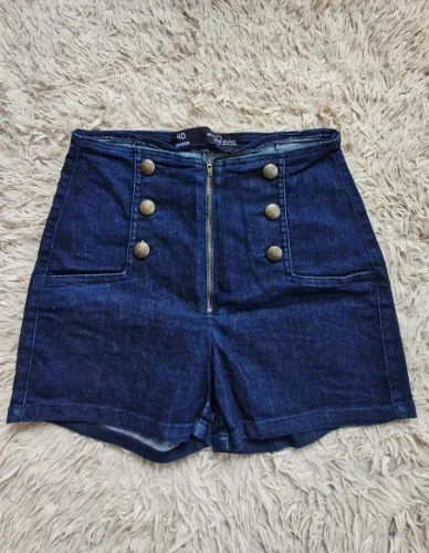Short feminino 40 C&A