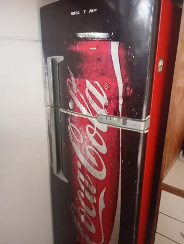 Vendo rack e geladeira