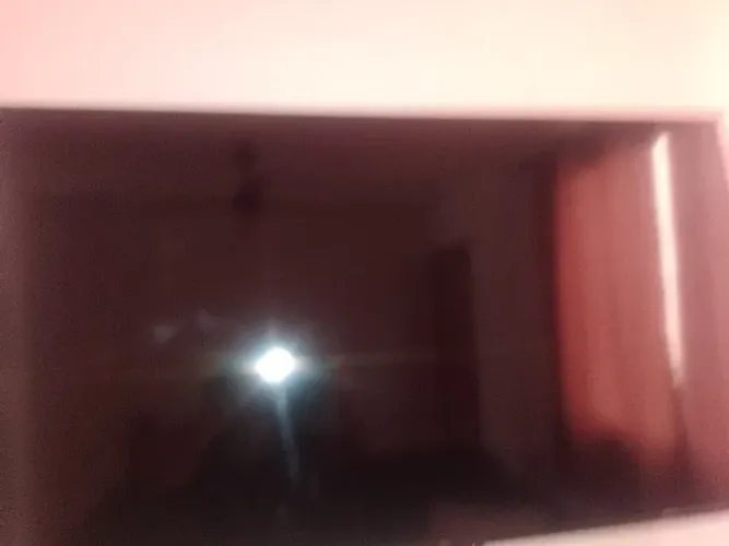 Vendo TV com defeito para tirar peças smart 4K 55 polegadas TCL