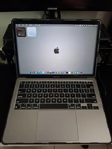 MacBook Air - M1 - 8G [2020] Excelente Estado