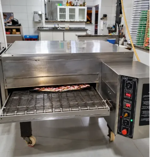 Forno de Pizza Industrial JJAC com Esteira Automática - Alta Produção