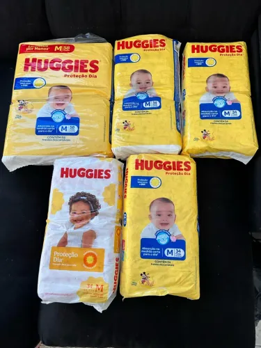 FRALDA HUGGIES - PROTEÇÃO DIA M
