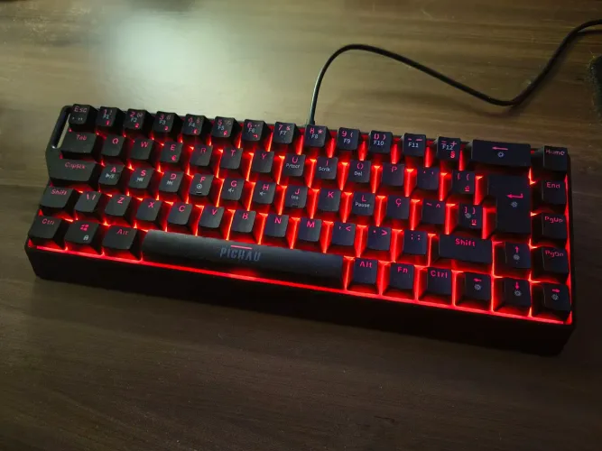 Vendo ou troco teclado magnético Pichau Virgo Pro