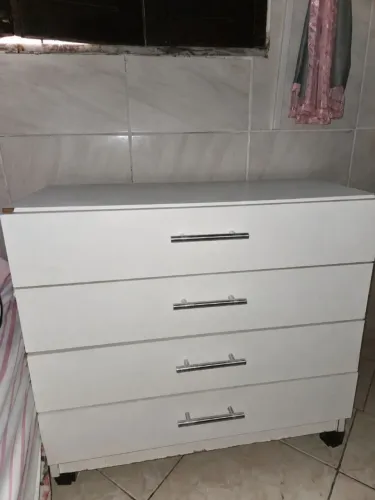 Cômoda Branca 4 Gavetas MDF