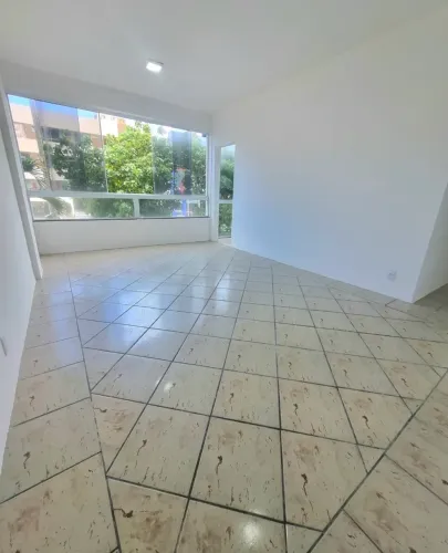 Apartamento 2 quartos + dependência completa na Pituba para venda