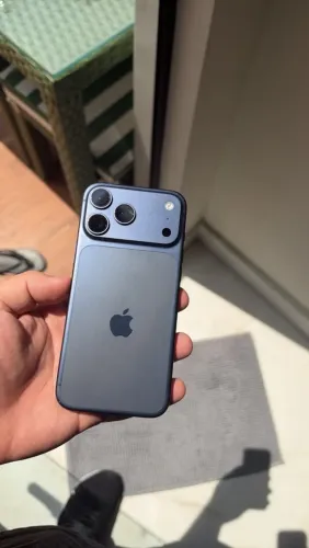 iPhone 17 pro max 512 gb