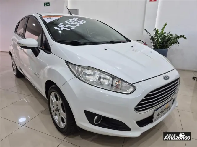 Ford Fiesta 1.6 SE Hatch 16V Flex 4P Powershift 2015