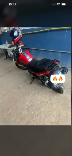 Moto Factor 150 cilindradas em perfeitas condições.