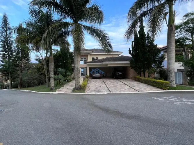 Casa à venda e para alugar em Santana de Parnaíba, Morada dos Pinheiros (Aldeia da Serra)
