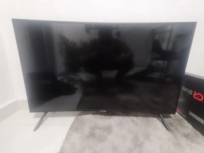 Tv Samsung curva para peça