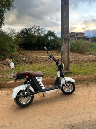 Moto elétrica x12 Moto-Chefe nova.