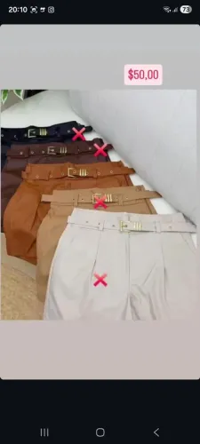 Roupas novas com etiqueta