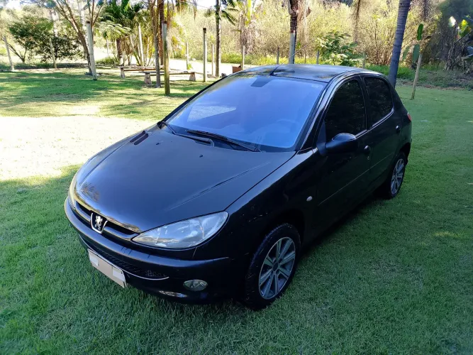 Peugeot 206 Holiday 1.6 Flex 16V 5P 2006