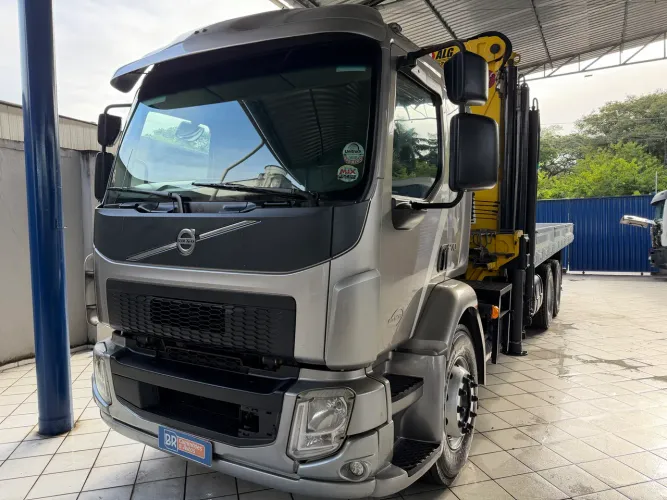 Volvo vm 270 2014 Munck Luna Alg 62.5t 2022 Extra Único Dono