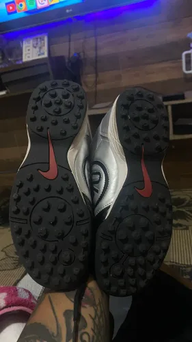 Chuteira Nike total 90 TAM 37