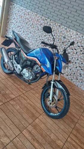 TITAN 160