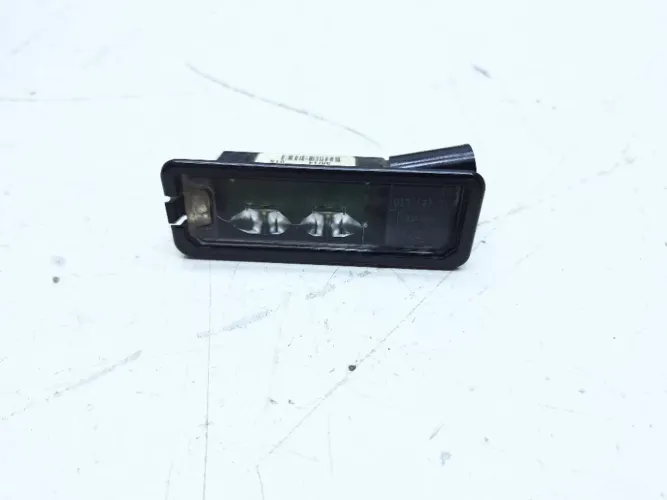 Luz Placa Traseira Vw Golf Gti 2.0 2015 1k8943021c