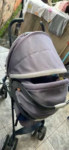 Vendo carrinho chicco
