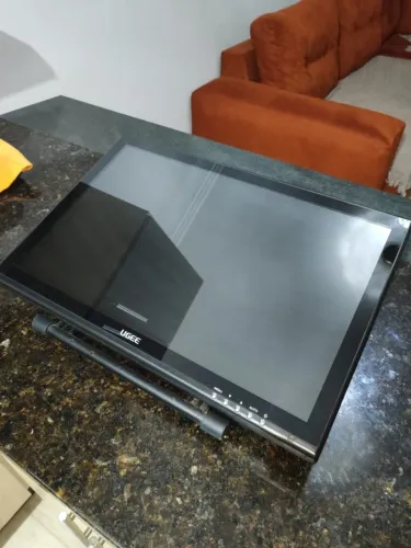 Mesa Digitalizadora Ugee 1910B