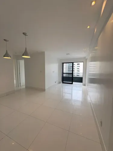 Rua Navegantes 2qts ste var 56m2 Andar Alto c/Vista Mar Pisc Camareira