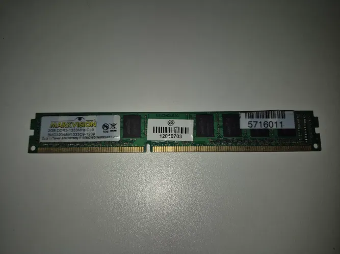 Memória desktop 2GB DDR3 133MHz-CL9