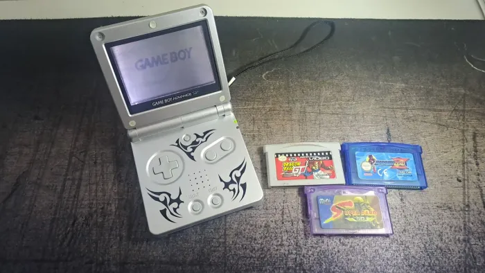 Game boy advance SP versão Tribal rara