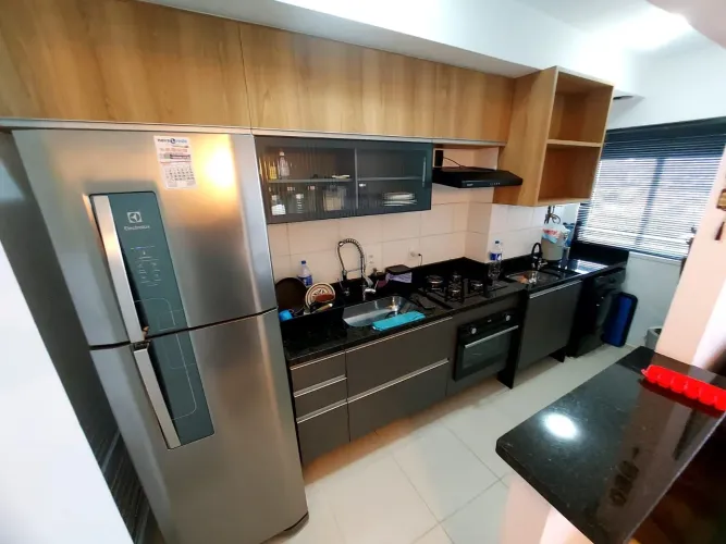 Rio Parque- Cond. Carioca Residencial - Apto de 2 qts com suíte, varanda e vaga