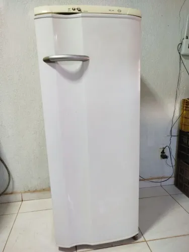 Geladeira Electrolux (entrego)