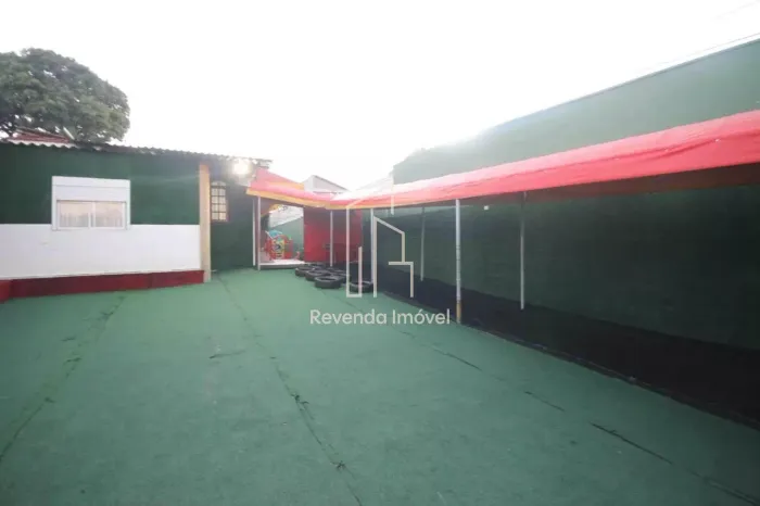Casa Comercial de Luxo na Vila Antonieta - 5 quartos, 1 suíte, 3 banheiros, 5 vagas de gar