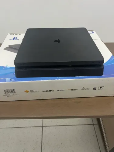 PS4 Slim