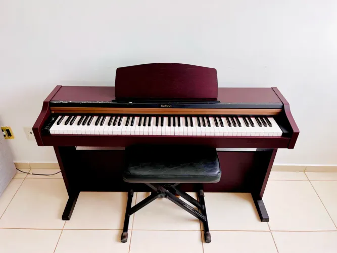 Roland HP101 + Banco