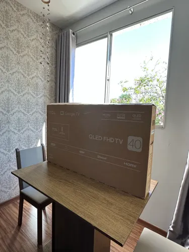Smart TV TCL 40 Polegadas Full HD QLED S5K WiFi Bluetooth