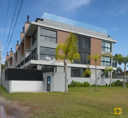 Studio Garden com terraço e 1 vaga de garagem, venda, na Lagoa da Conceição, Florianópolis