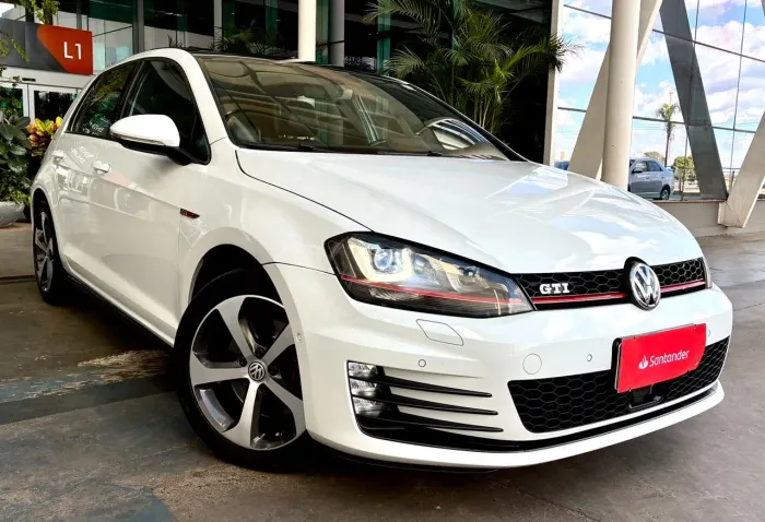 Volkswagen Golf GTI 2.0 TSI 220cv Aut. 2017