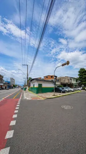 Imóvel Comercial de Esquina Sacramenta - Venda - 200 m²