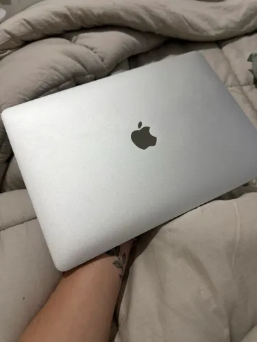 MacBook Pro 2017 i5