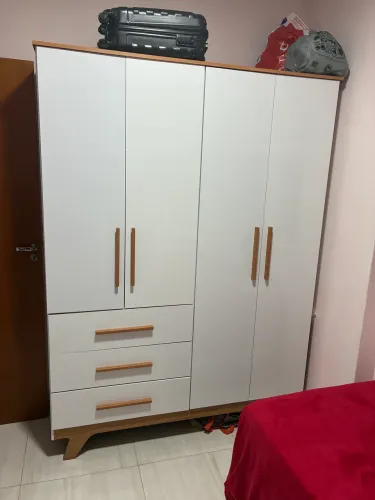 Guarda-roupa infantil branco