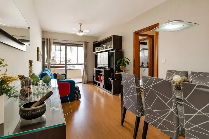 Imóvel para venda possui 74 metros quadrados com 2 quartos em Petrópolis - Porto Alegre -