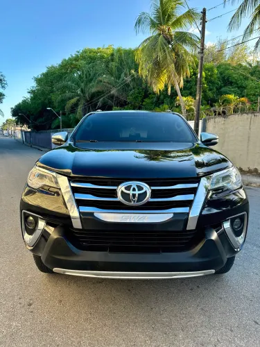 Toyota Hilux SW4 SR 4X2 2.7/ 2.7 Flex 16V Aut. 2017