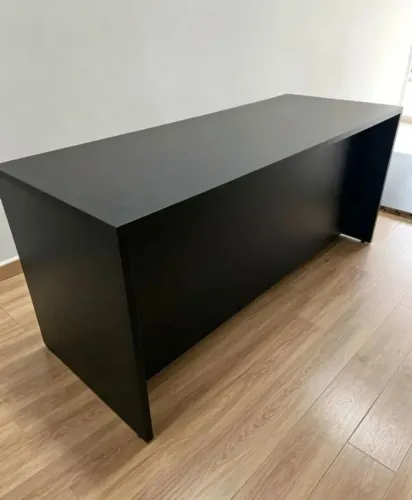 Escrivaninha MDF Presidente 1.80m x 70cm x 80cm Altura